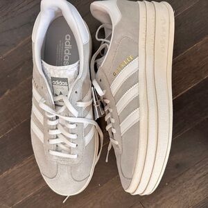 NWT Adidas Gazelle Bold "Grey Two/Cloud White/Core White